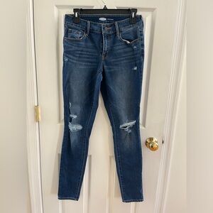 Women’s size 4 long jeans | Old Navy long jeans | Old Navy jeans